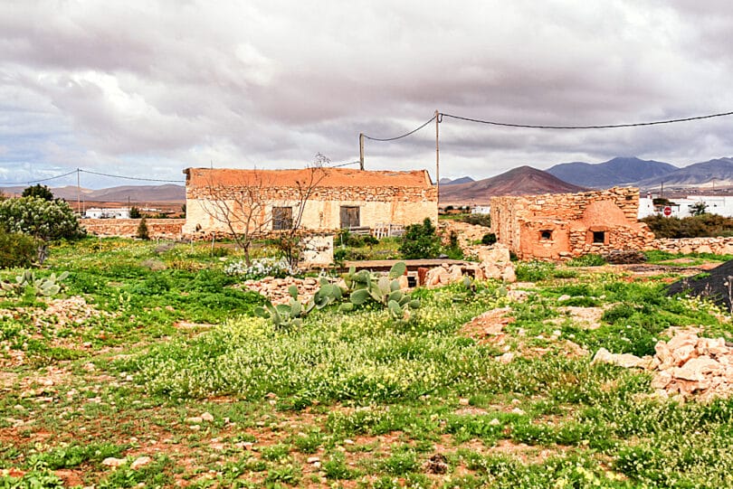 Ruine eines traditionellen Bauernhauses in Llanos de la Concepción