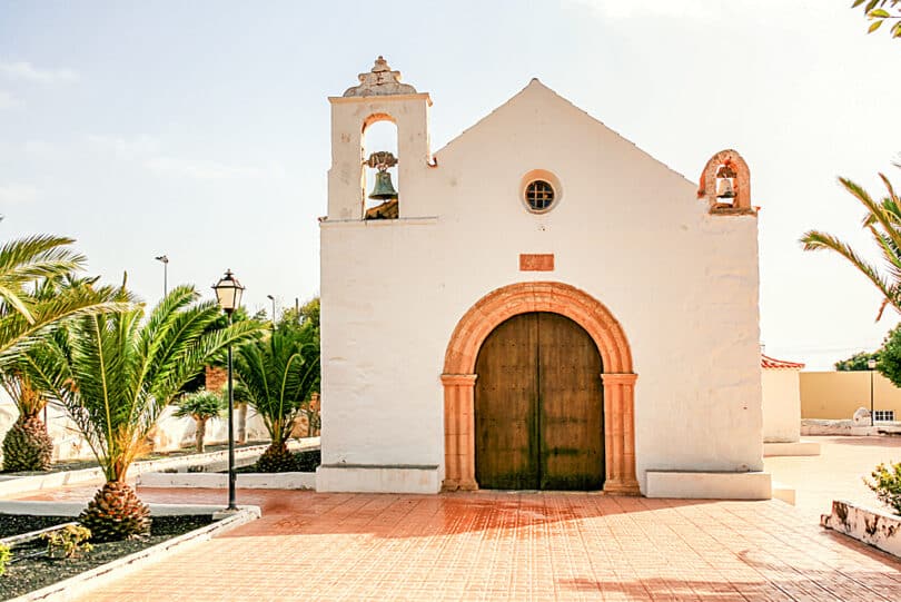 Die Kirche von Tiscamanita besitzt zwei ungleich große Glockentürme