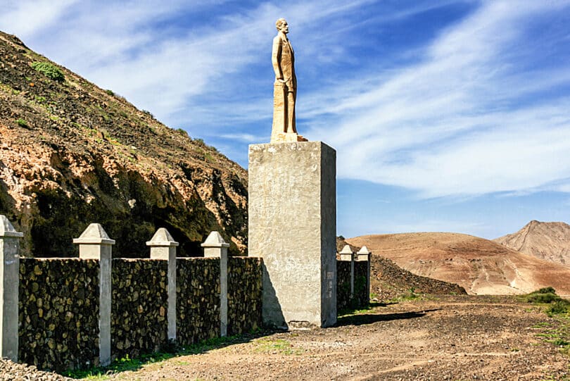 Das Denkmal für Miguel de Unamuno stammt aus dem Jahr 1970